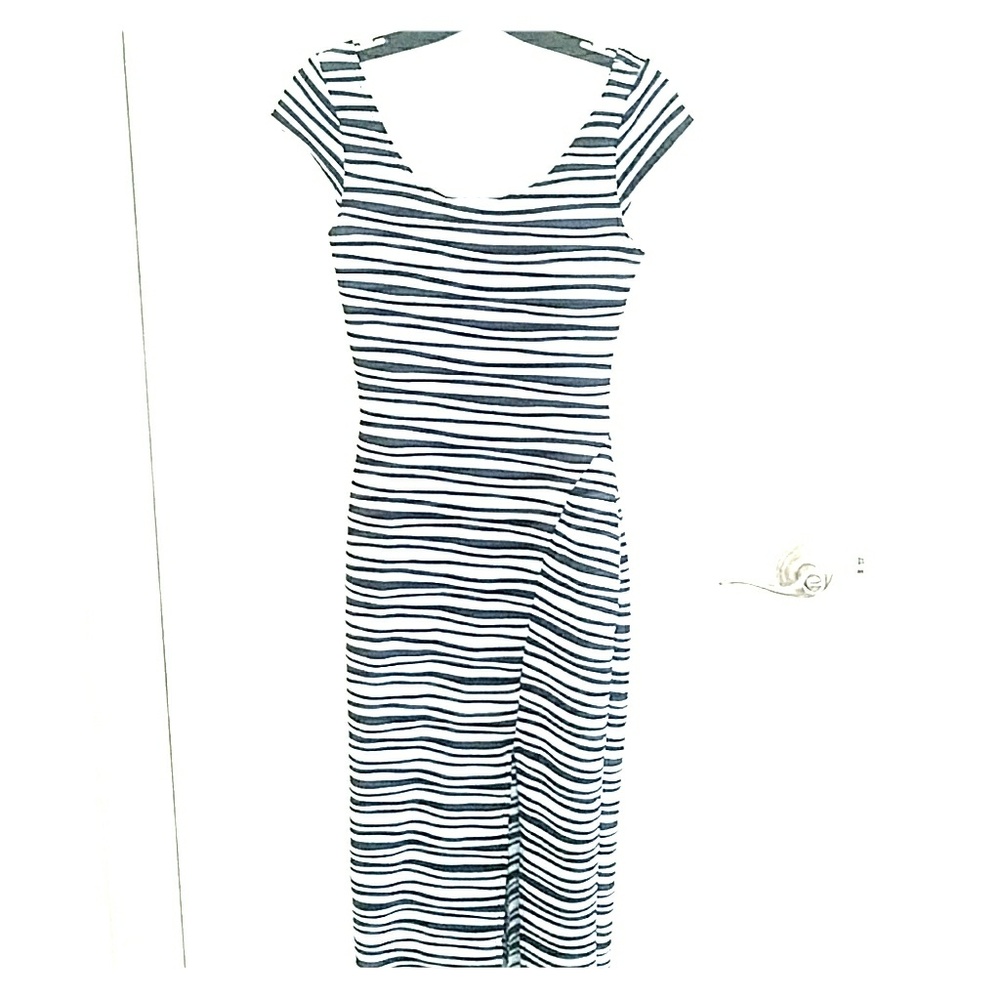 Fitted dress